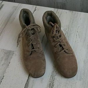 Boston Accent Sport Tan Boots